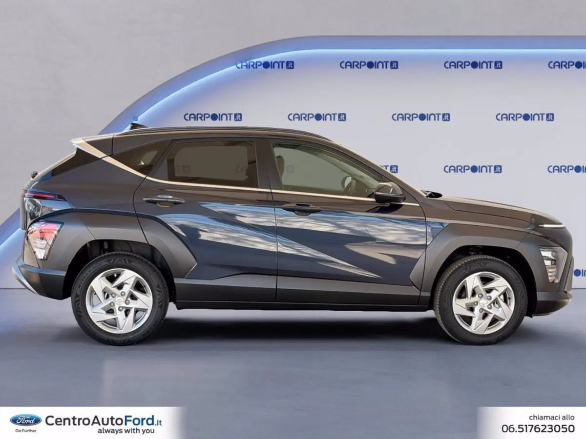 Hyundai Kona nuova a Roma (5)