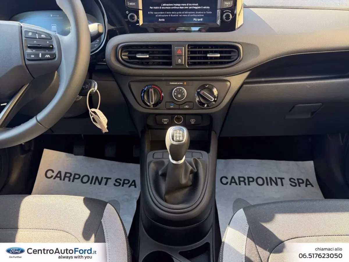 Hyundai i10 nuova a Roma (11)
