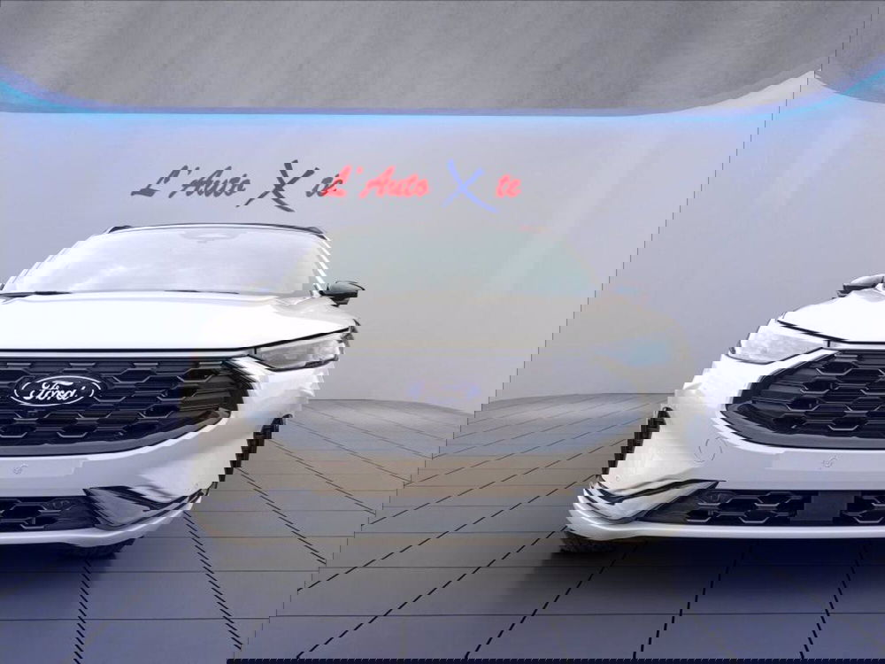 Ford Kuga nuova a Milano (2)