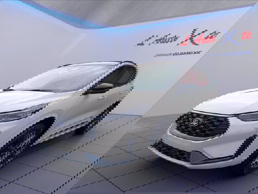 Ford Kuga nuova a Milano (3)