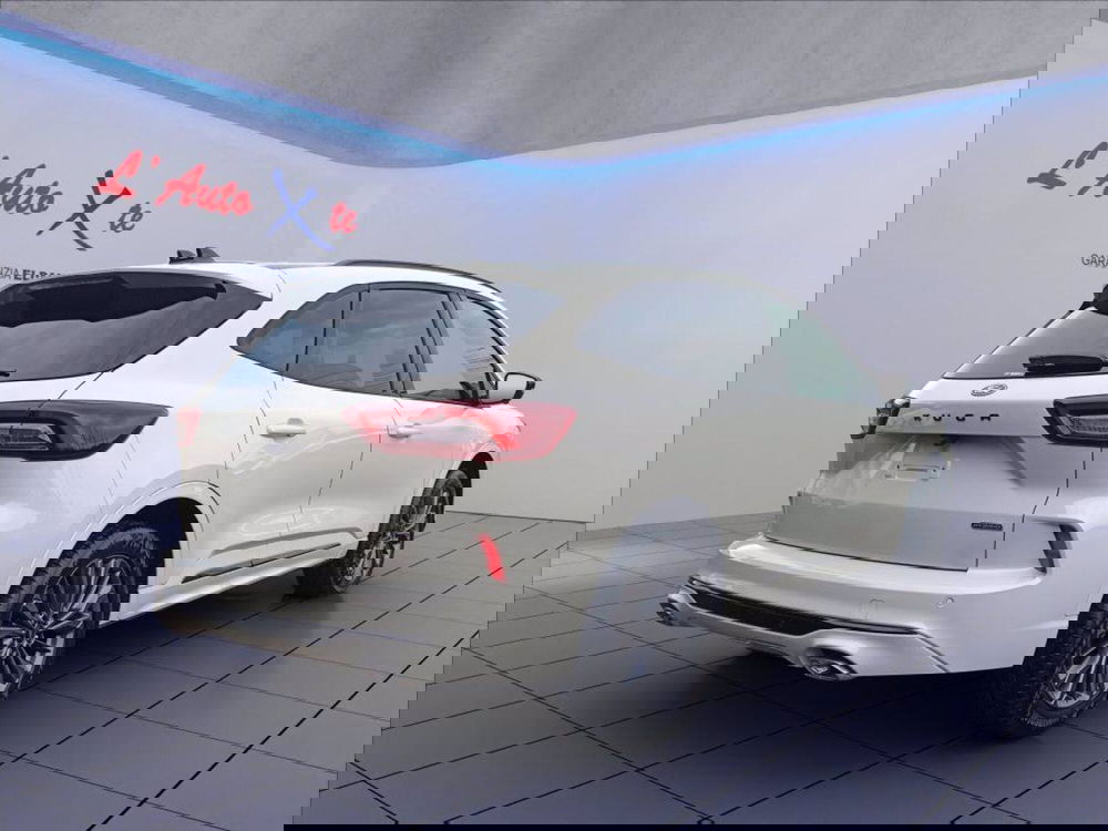 Ford Kuga nuova a Milano (6)