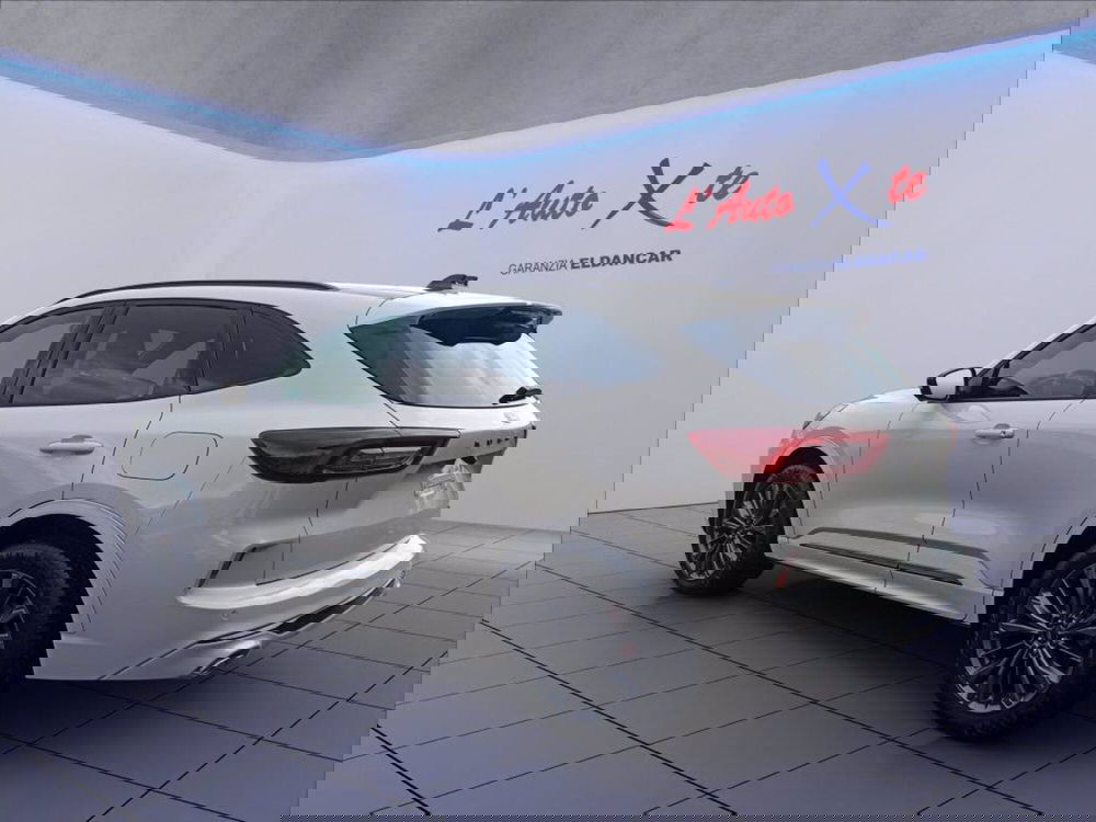 Ford Kuga nuova a Milano (7)