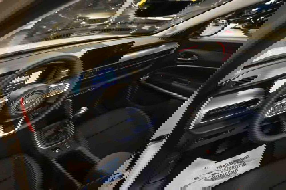 Jeep Avenger nuova a Torino (10)