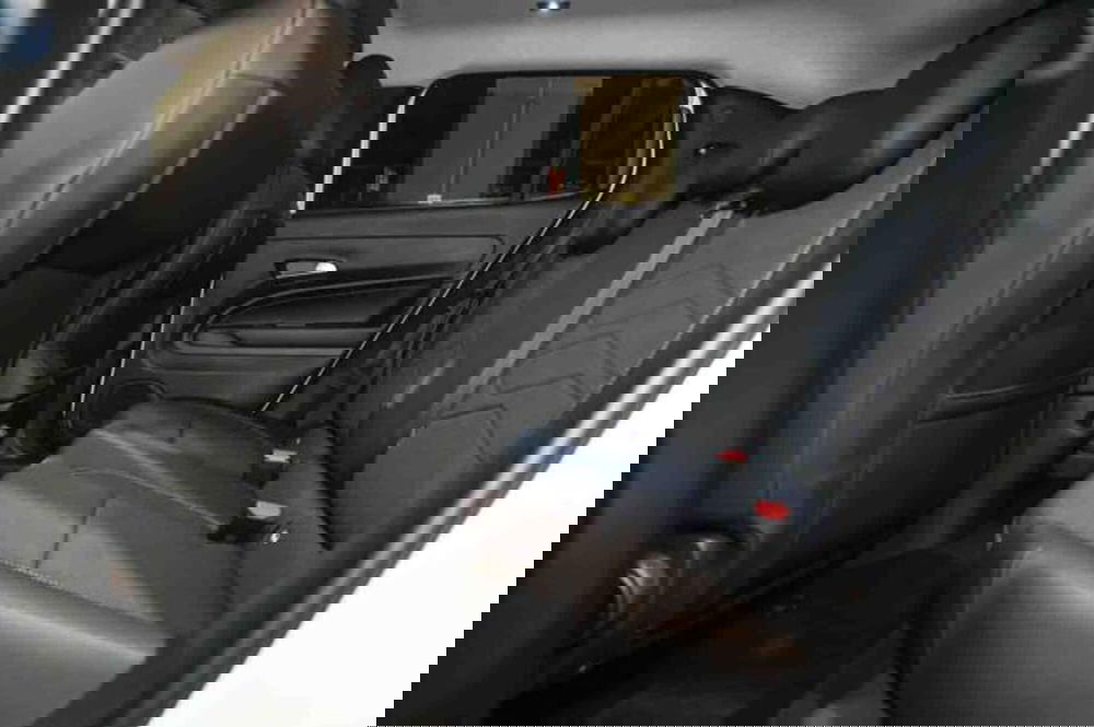 Jeep Avenger nuova a Torino (13)