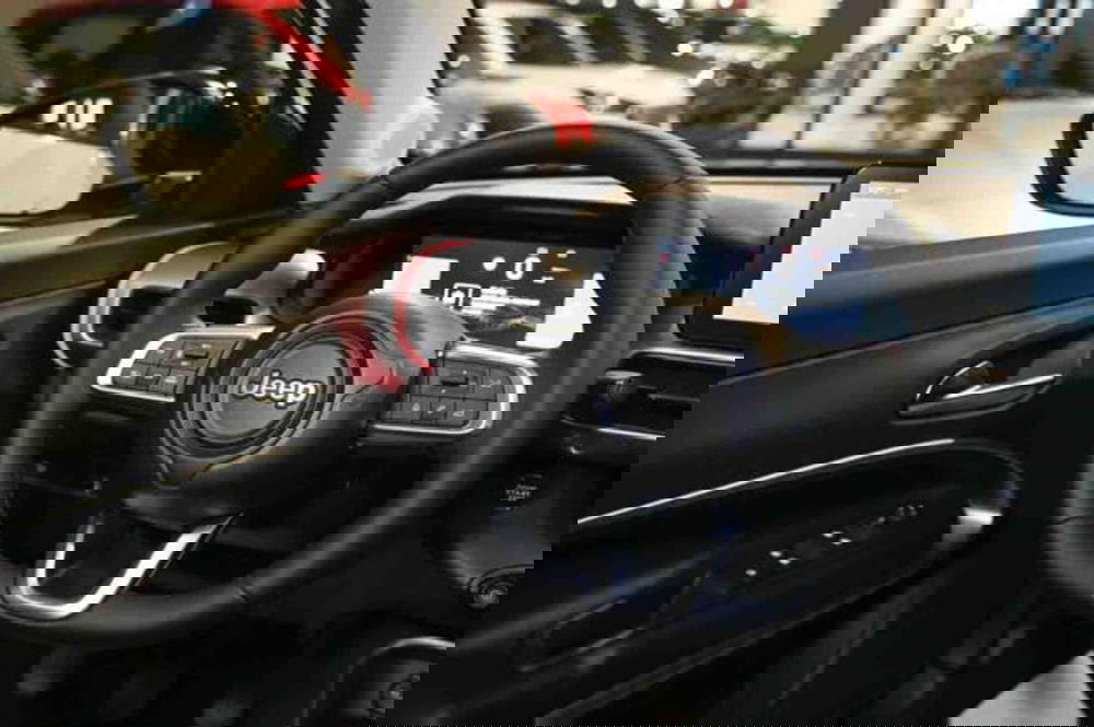 Jeep Avenger nuova a Torino (18)