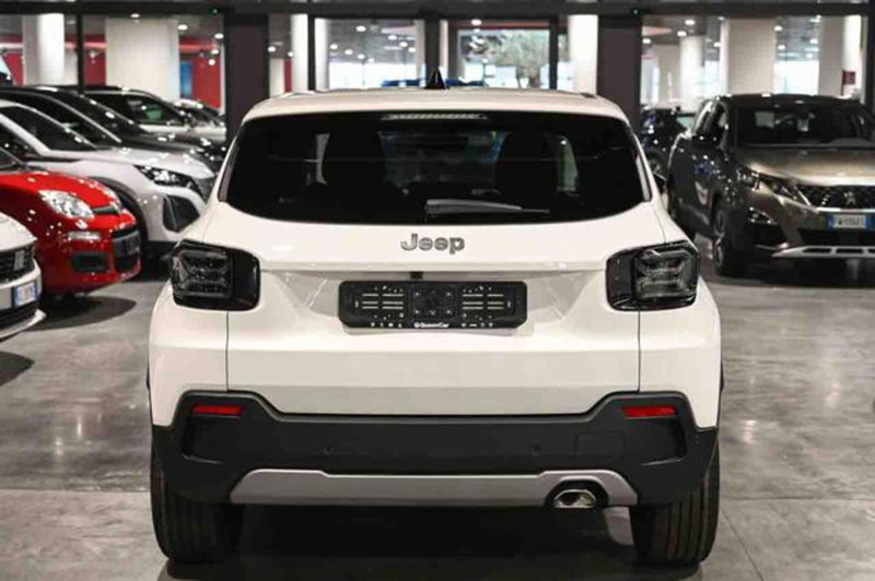 Jeep Avenger nuova a Torino (5)