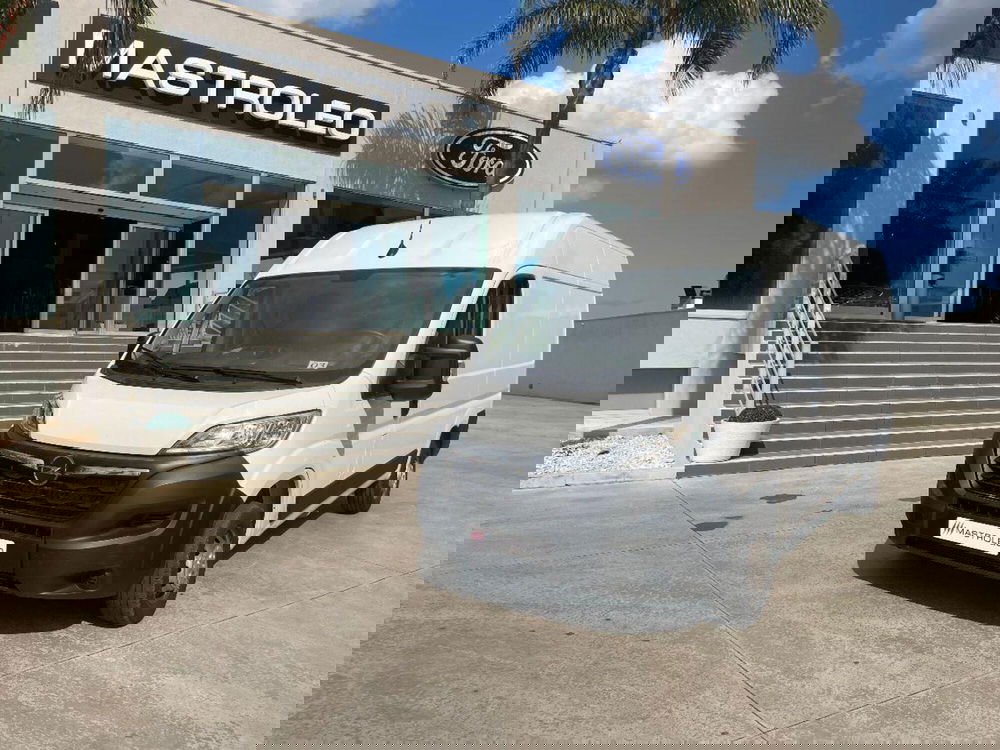 Opel Movano Furgone usata a Lecce (2)