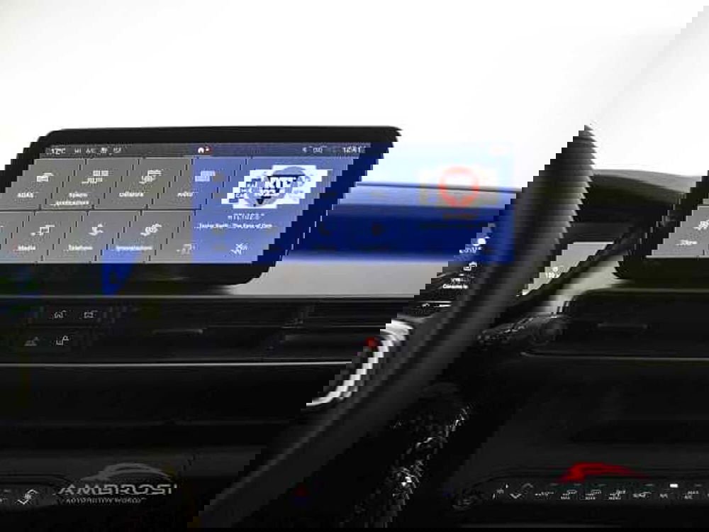 Jeep Avenger usata a Viterbo (17)