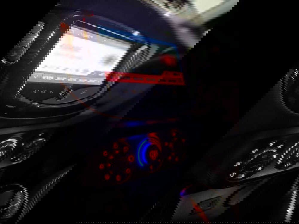 Opel Corsa usata a Torino (10)