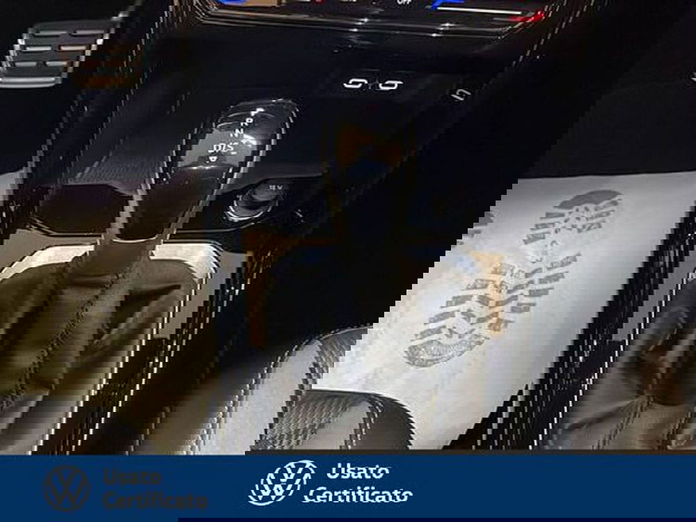 Volkswagen T-Roc usata a Vicenza (11)