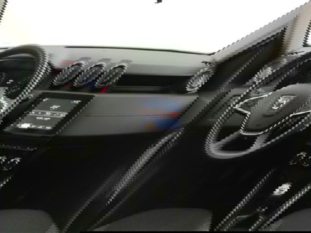 Dacia Duster usata a Bari (15)