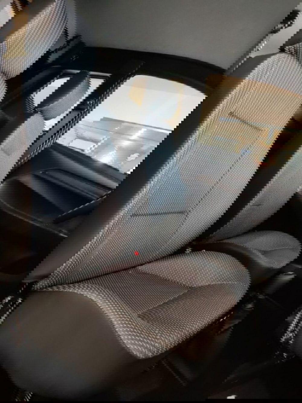 Aixam City 482 nuova a Firenze (11)