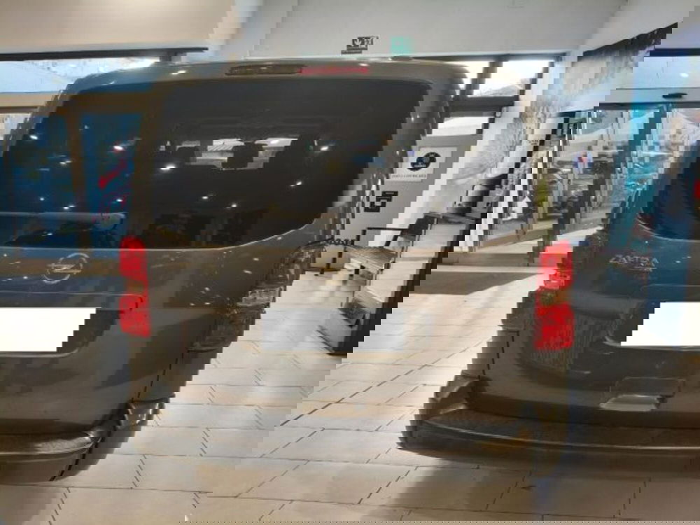 Opel Zafira Life usata a Firenze (6)