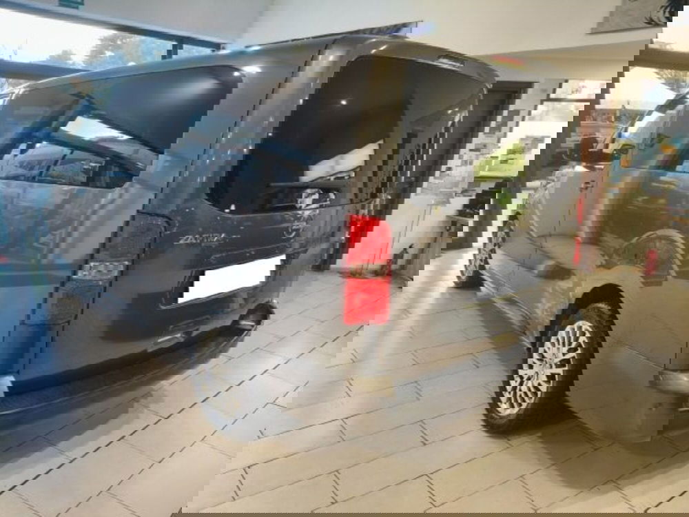 Opel Zafira Life usata a Firenze (7)