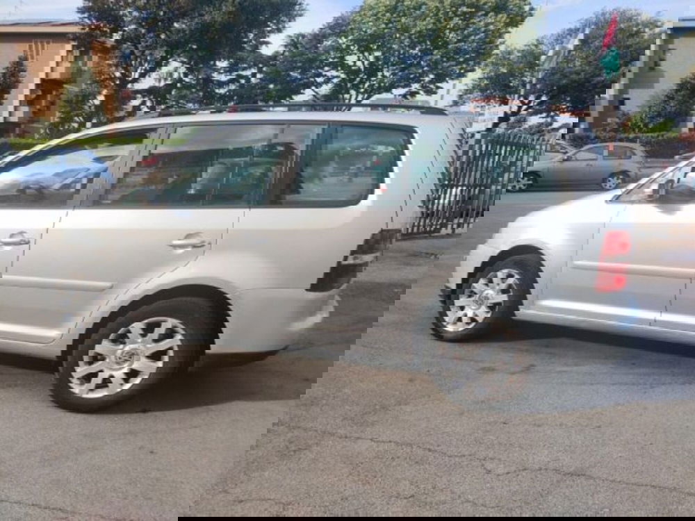 Volkswagen Touran usata a Firenze (6)