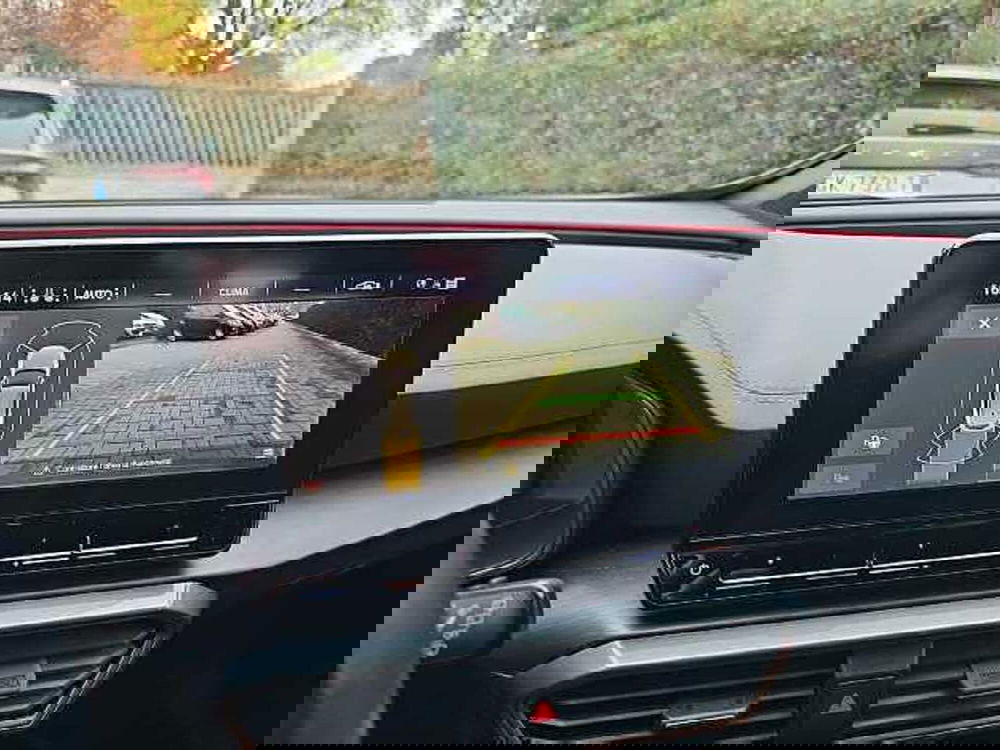 Cupra Formentor usata a Lecco (15)