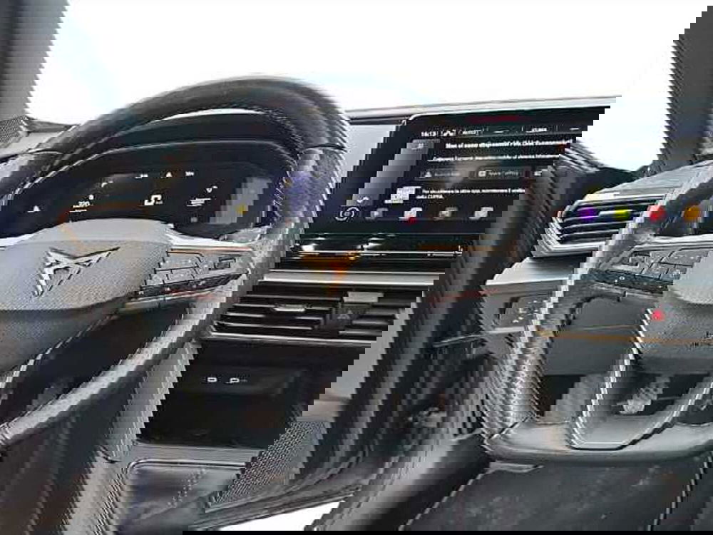 Cupra Formentor usata a Lecco (9)