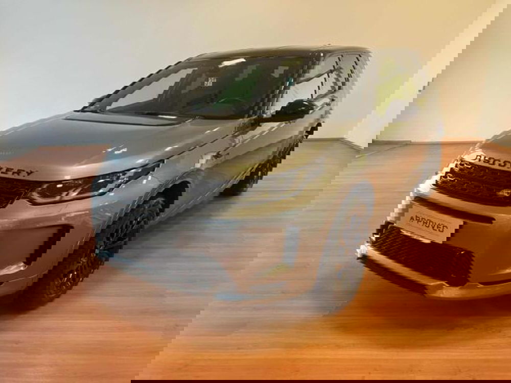 Land Rover Discovery Sport usata a Lucca