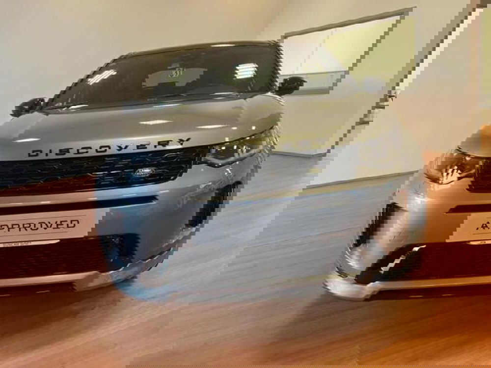 Land Rover Discovery Sport usata a Lucca (2)