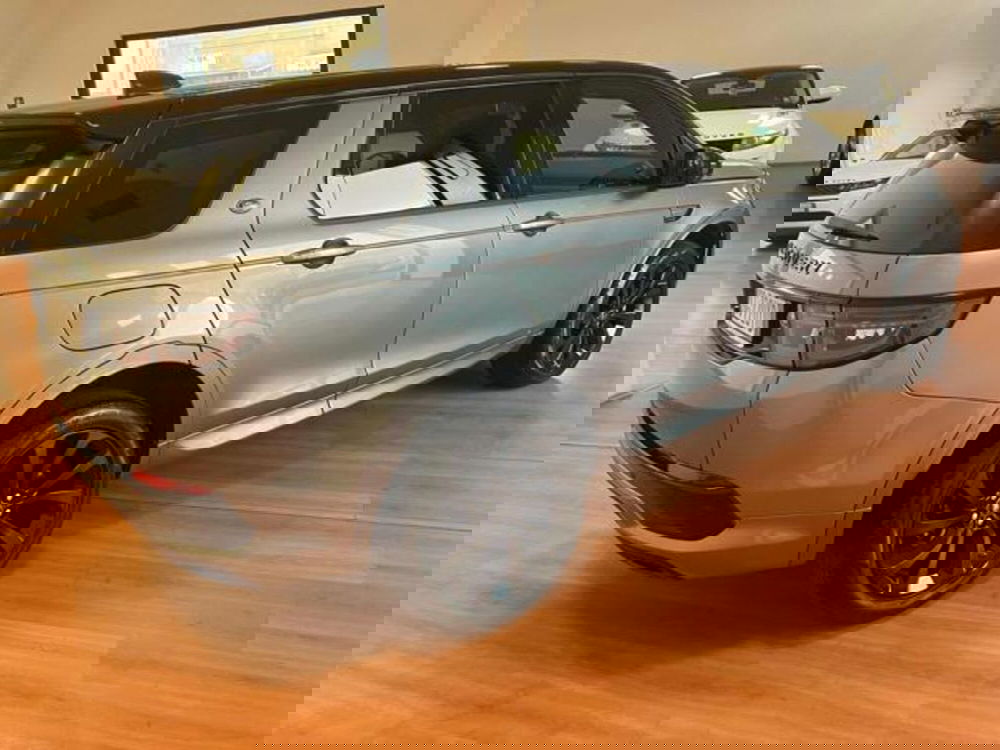 Land Rover Discovery Sport usata a Lucca (5)