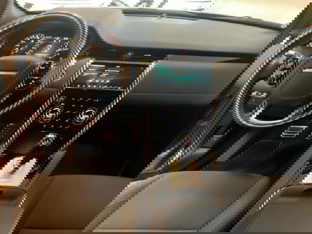 Land Rover Discovery Sport usata a Lucca (8)