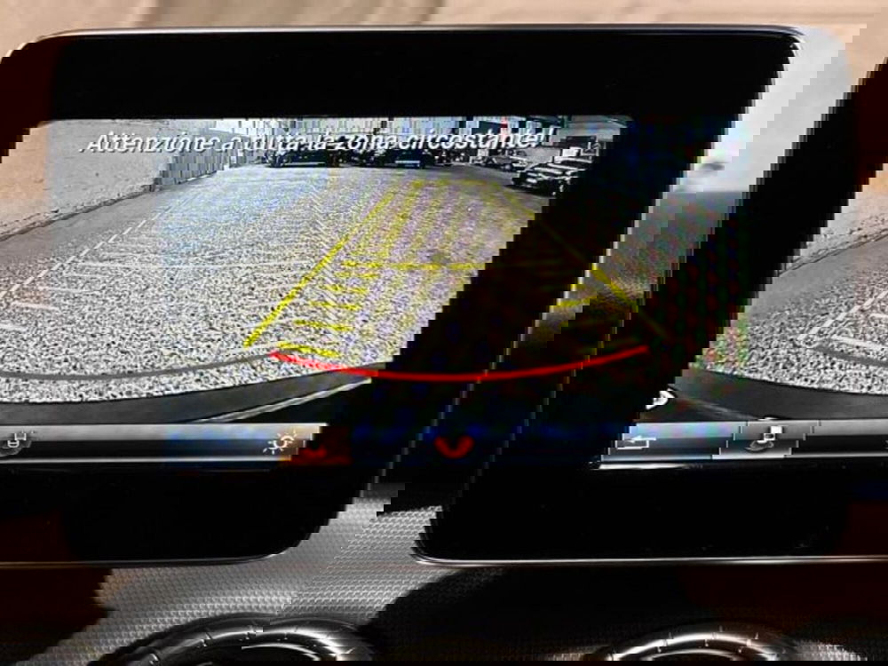 Mercedes-Benz CLA Shooting Brake usata a Bologna (12)