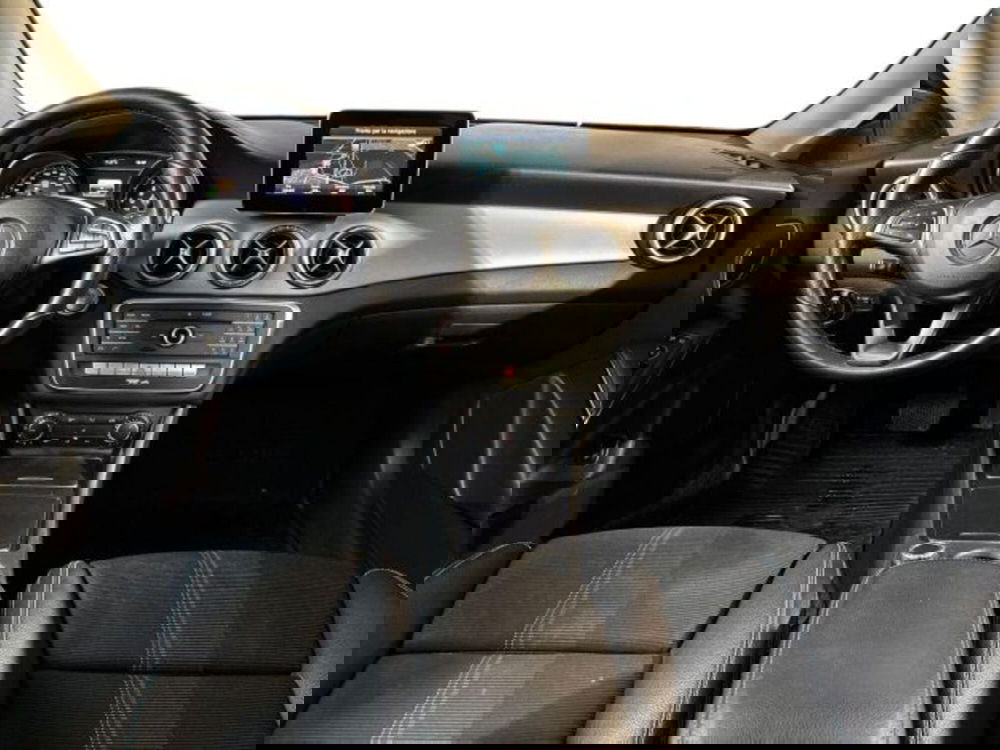 Mercedes-Benz CLA Shooting Brake usata a Bologna (9)