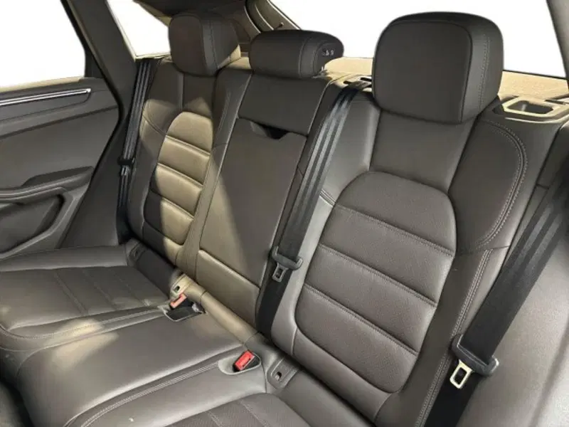 Porsche Macan usata a Bologna (9)