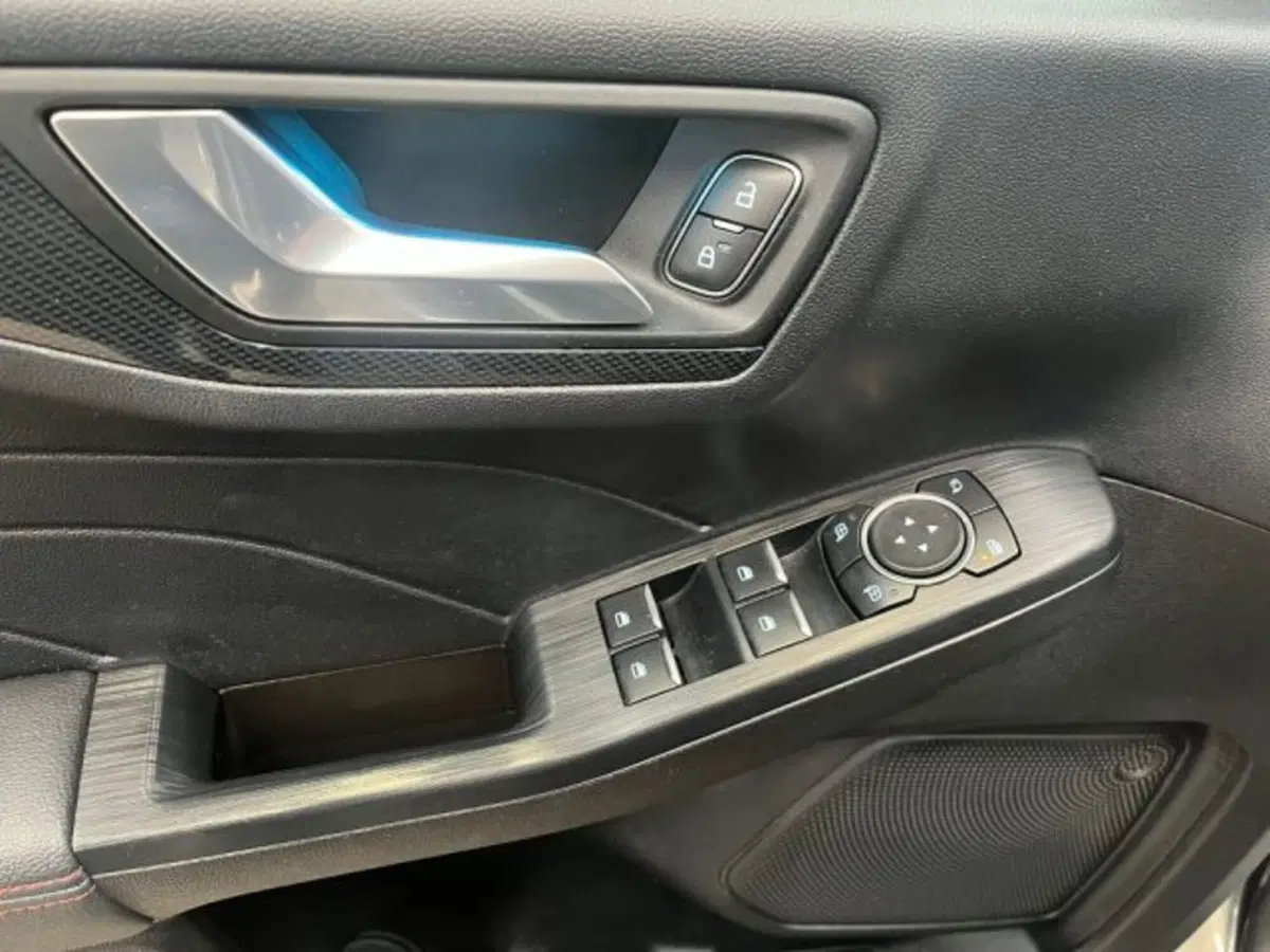 Ford Kuga usata a Lodi (12)