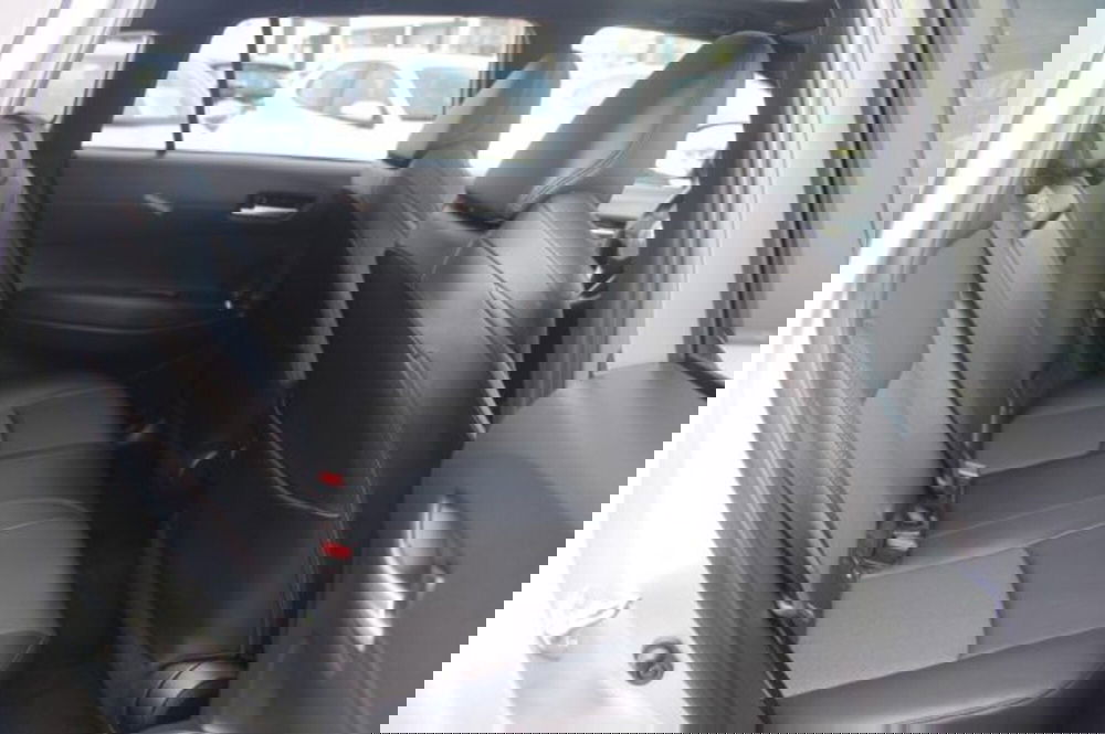 Toyota Corolla Cross Hybrid usata a Roma (8)