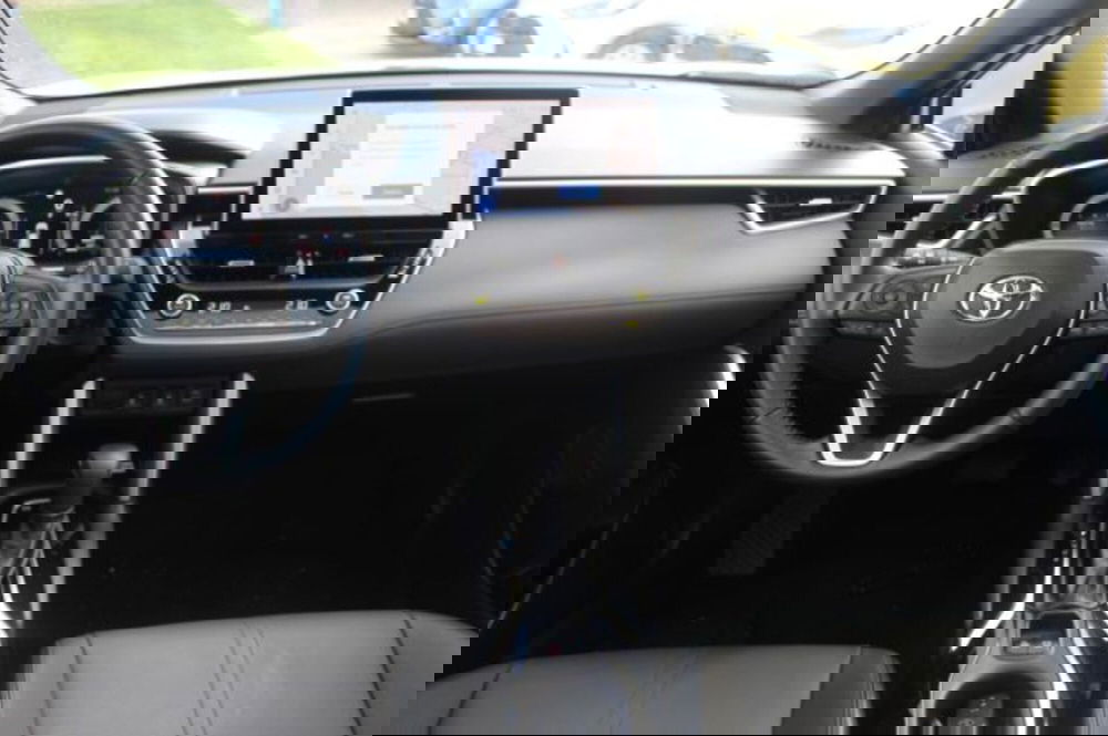 Toyota Corolla Cross Hybrid usata a Roma (9)