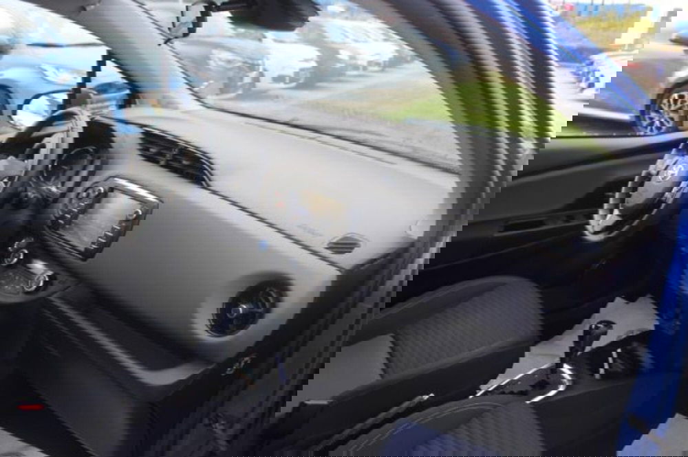 Toyota Yaris Cross usata a Roma (6)