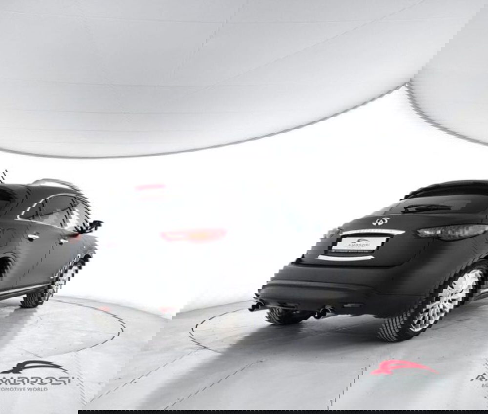 Infiniti QX70 usata a Perugia (3)