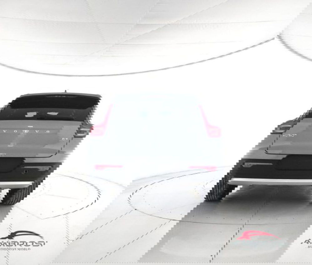 Volvo XC40 nuova a Perugia (6)