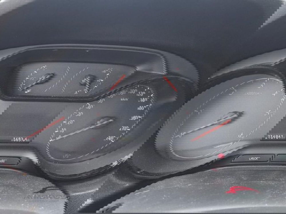 Opel Grandland X usata a Perugia (12)