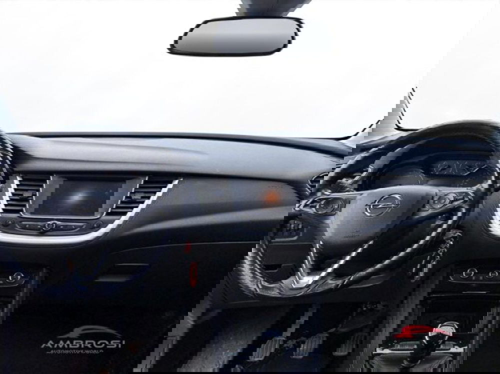 Opel Grandland X usata a Perugia (13)