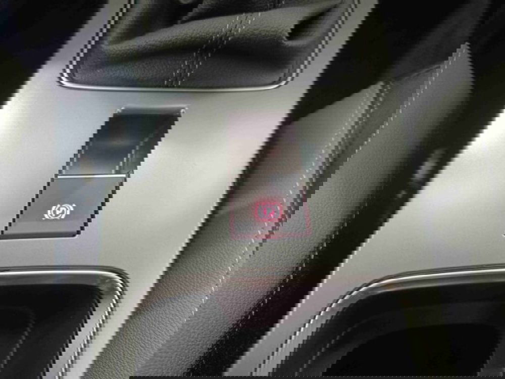 Opel Mokka nuova a Catania (19)