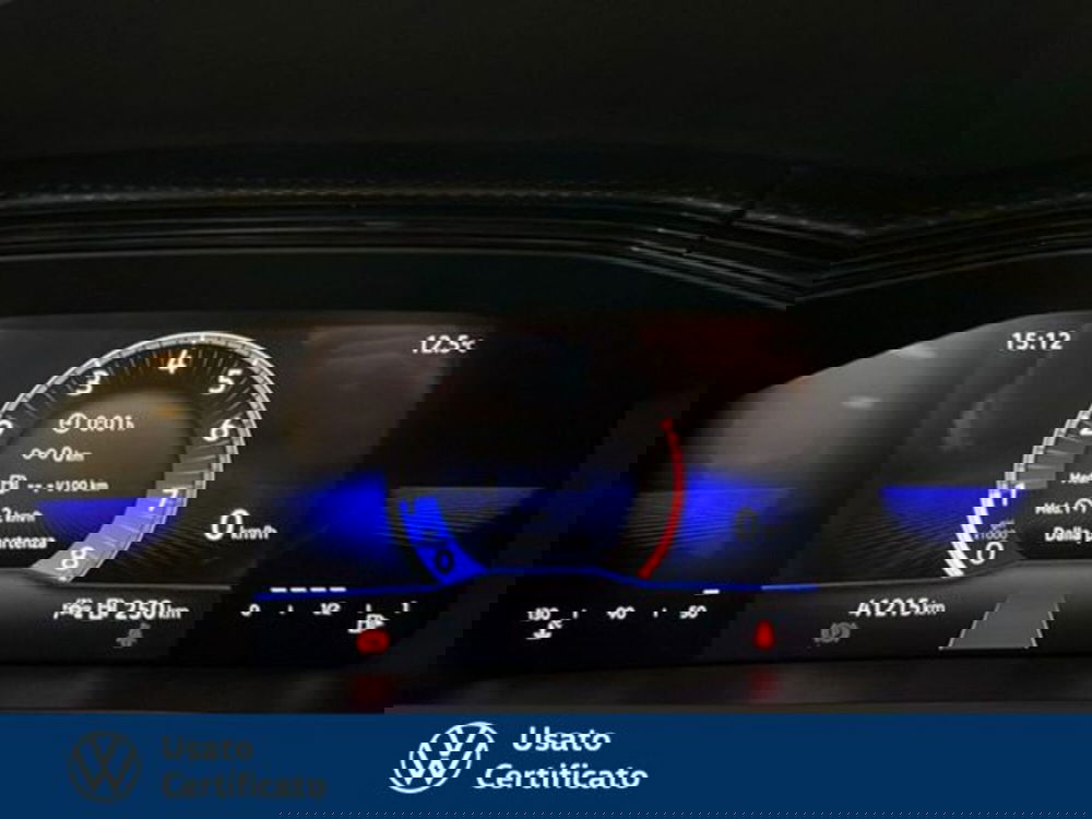 Volkswagen T-Cross usata a Vicenza (12)