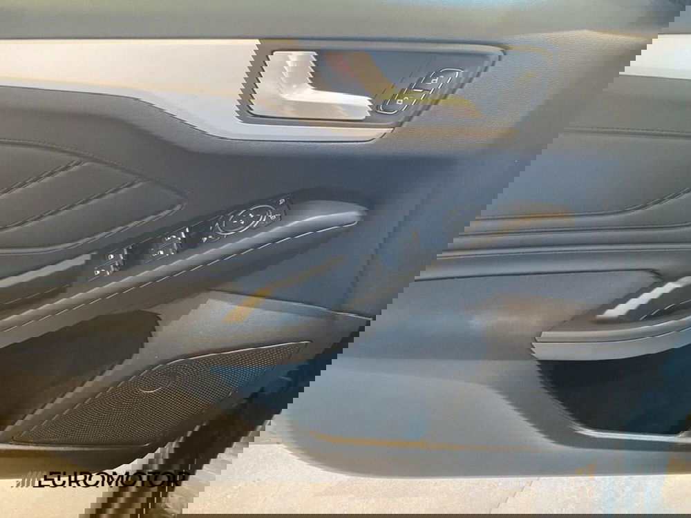 Ford Focus usata a Bari (12)