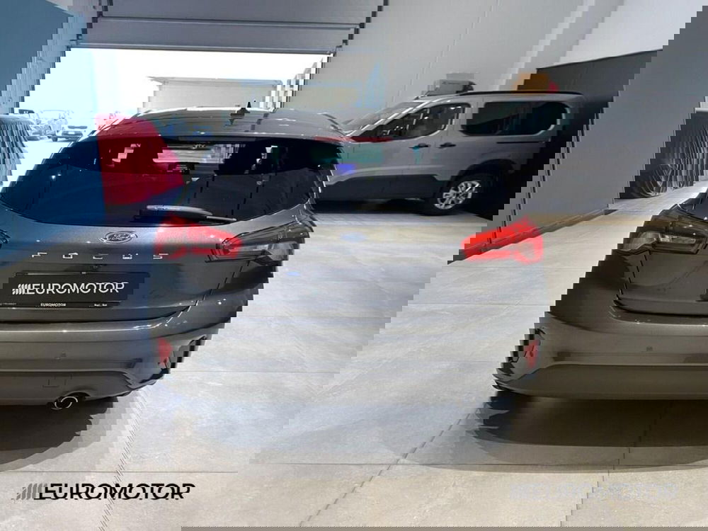 Ford Focus usata a Bari (8)