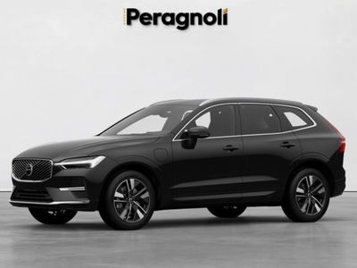 Volvo XC60 T6 Recharge AWD Plug-in Hybrid aut. Plus Dark nuova a Firenze