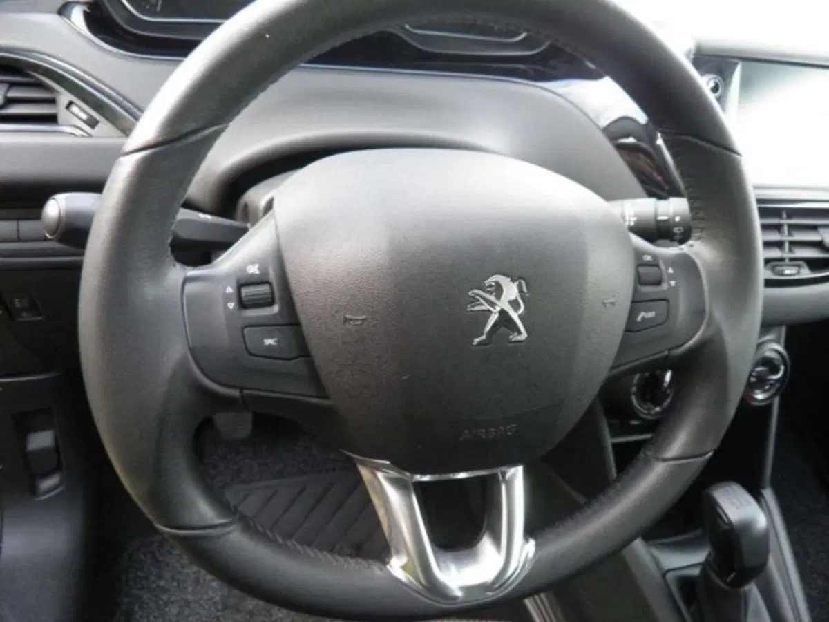 Peugeot 208 usata a Firenze (15)