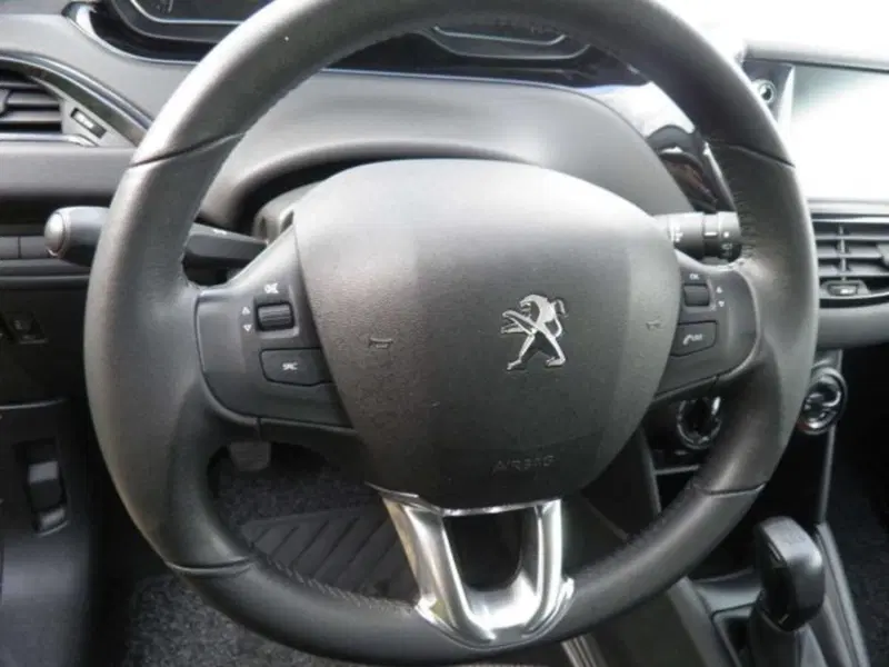 Peugeot 208 usata a Firenze (15)