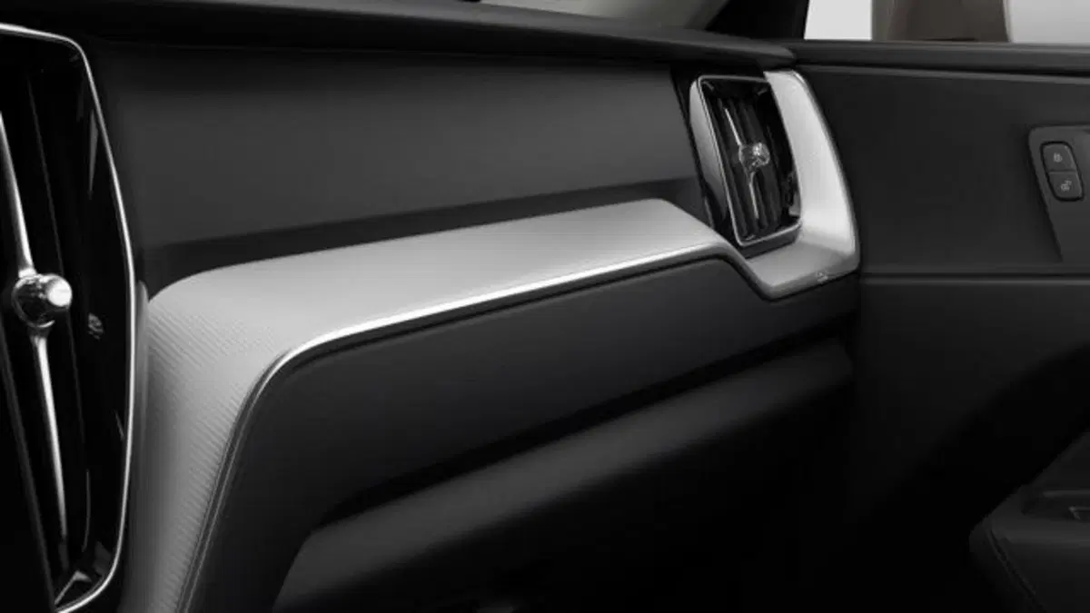 Volvo XC60 nuova a Firenze (4)