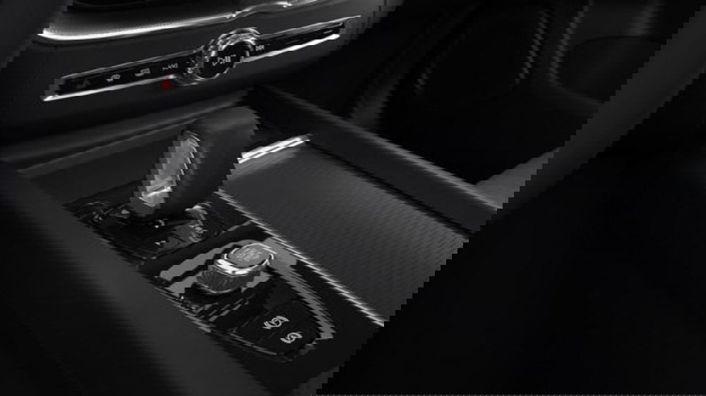 Volvo XC60 nuova a Firenze (5)