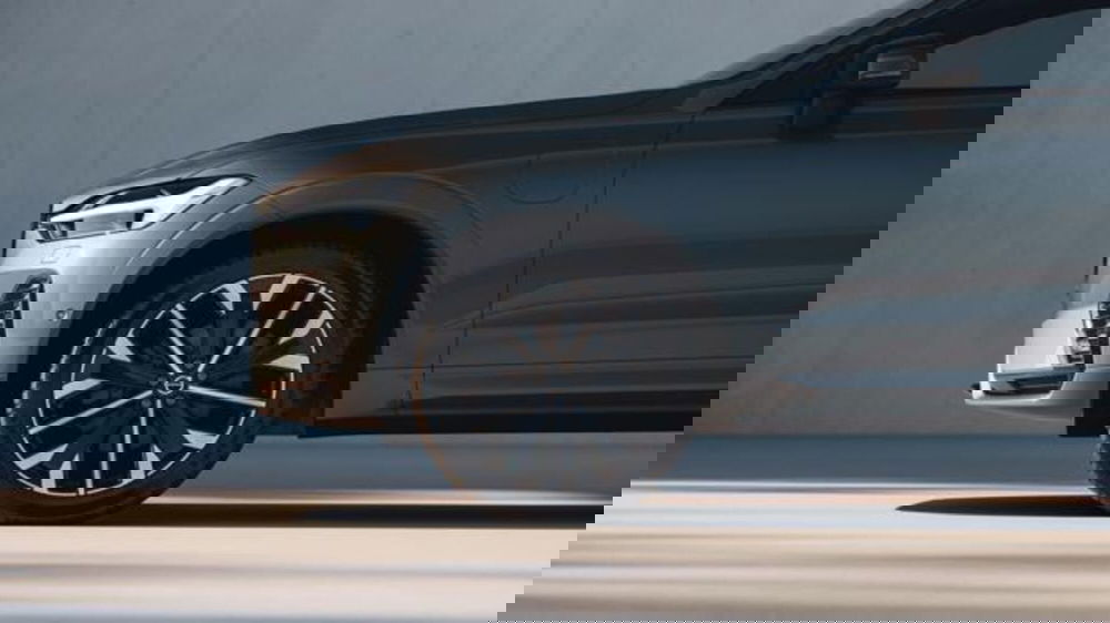 Volvo XC60 nuova a Firenze (14)