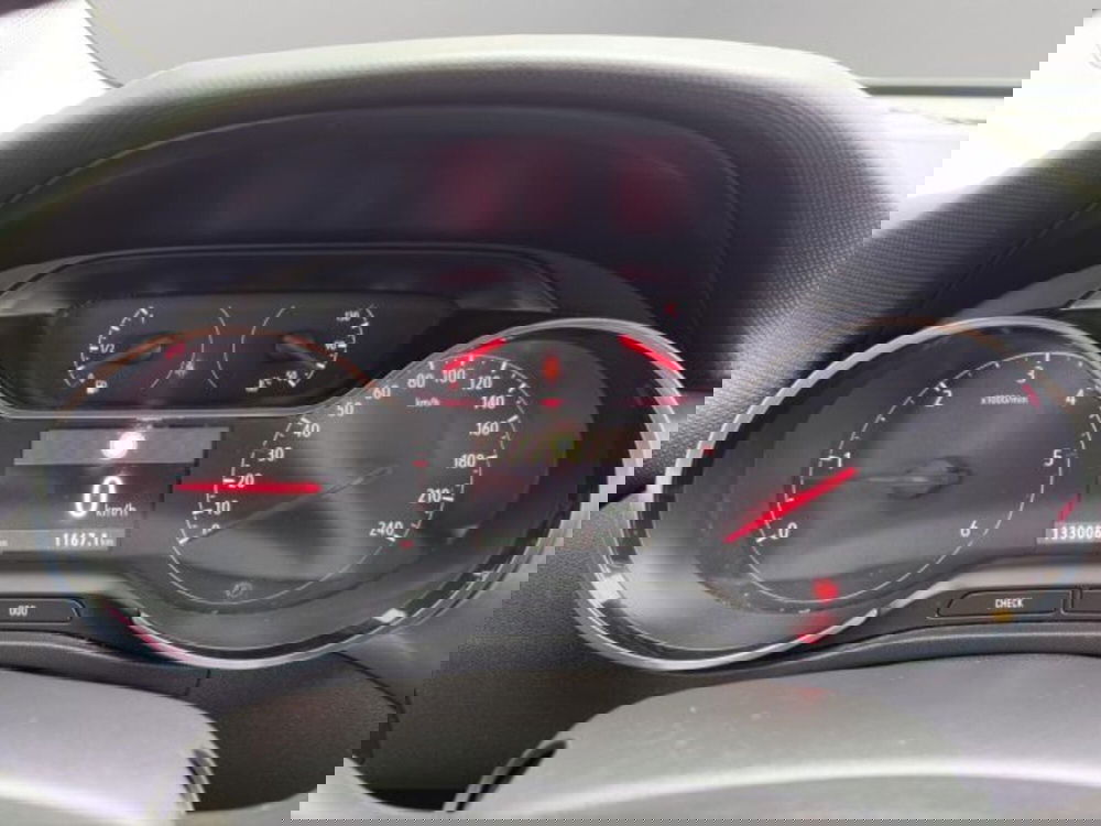 Opel Crossland X usata a Perugia (13)