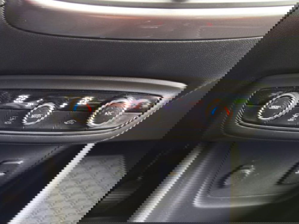 Opel Crossland X usata a Perugia (17)