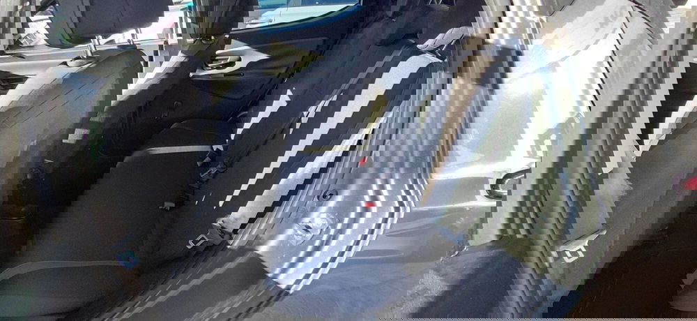 Lancia Ypsilon usata a Cosenza (12)