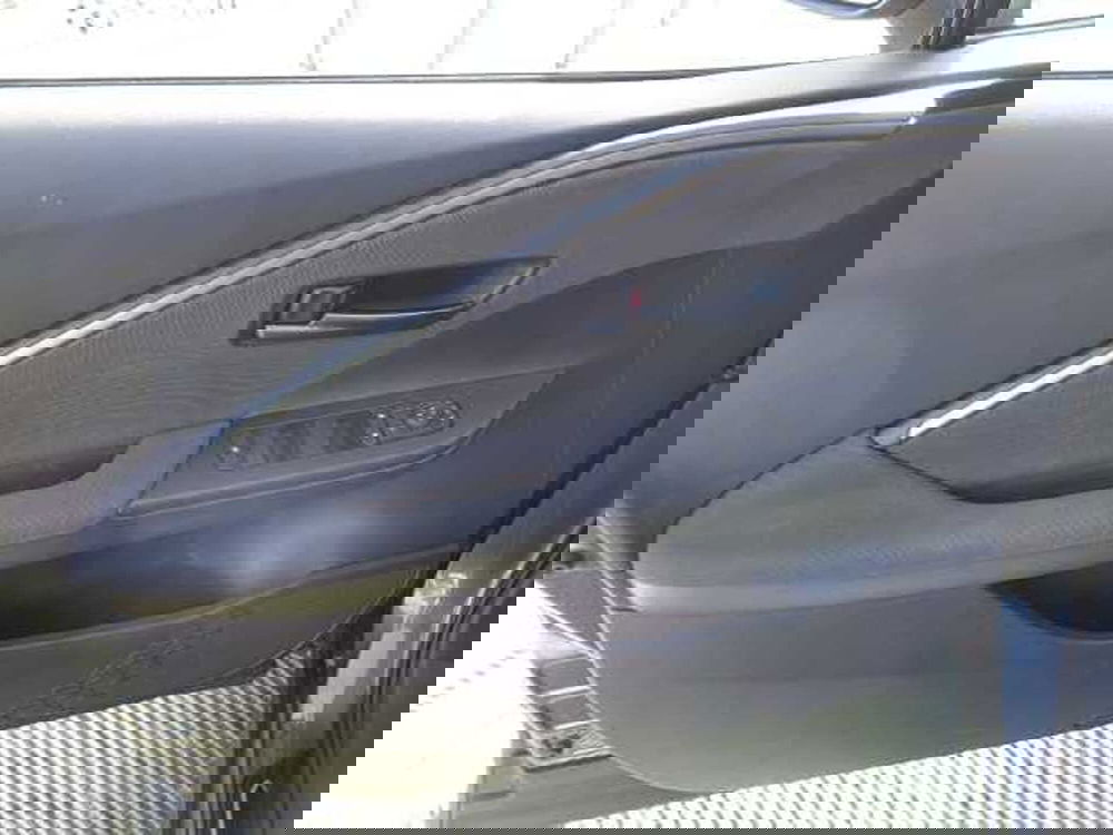 Toyota Toyota C-HR usata a Treviso (7)